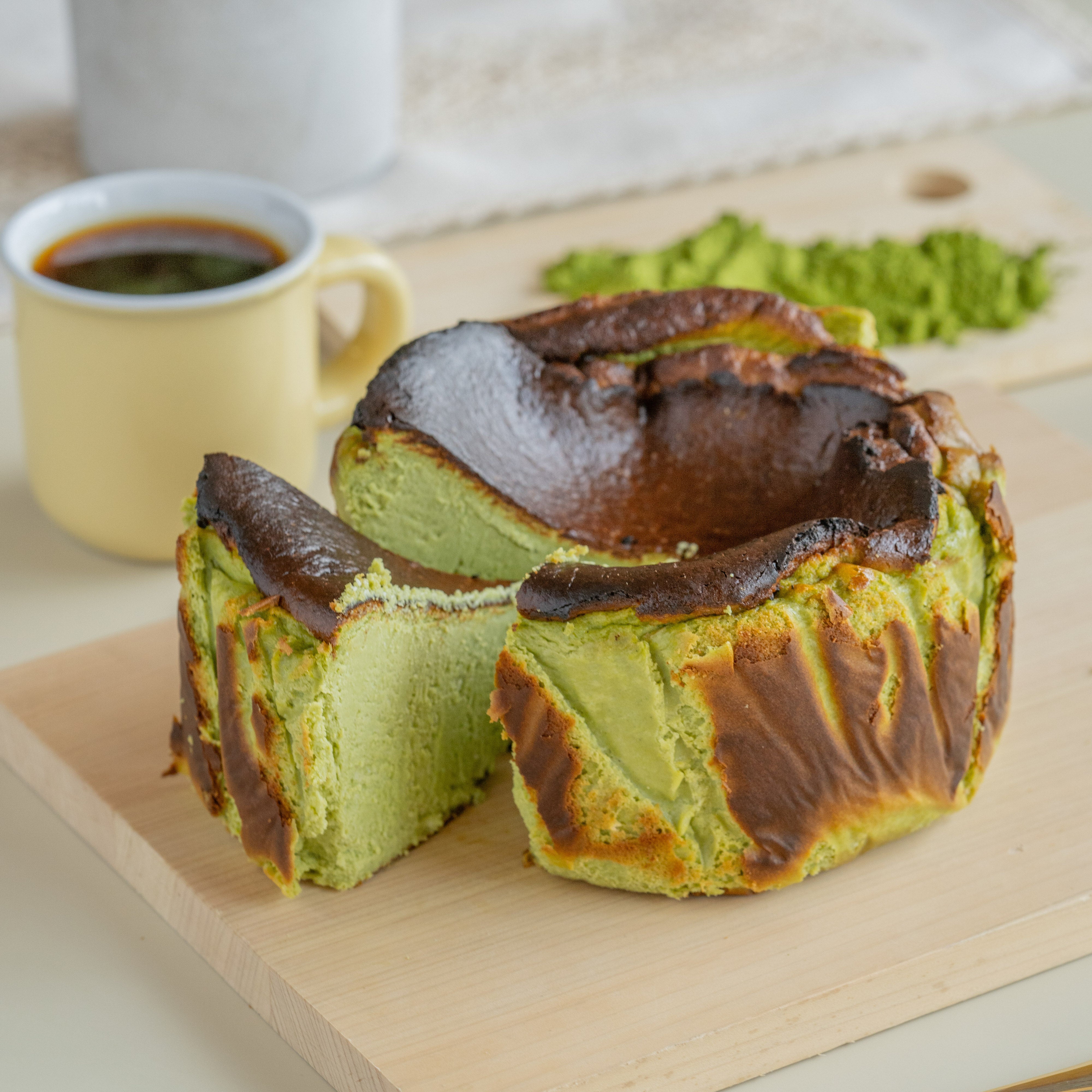 Matcha Basque Cheesecake – Fluffy Fluffy Desserts